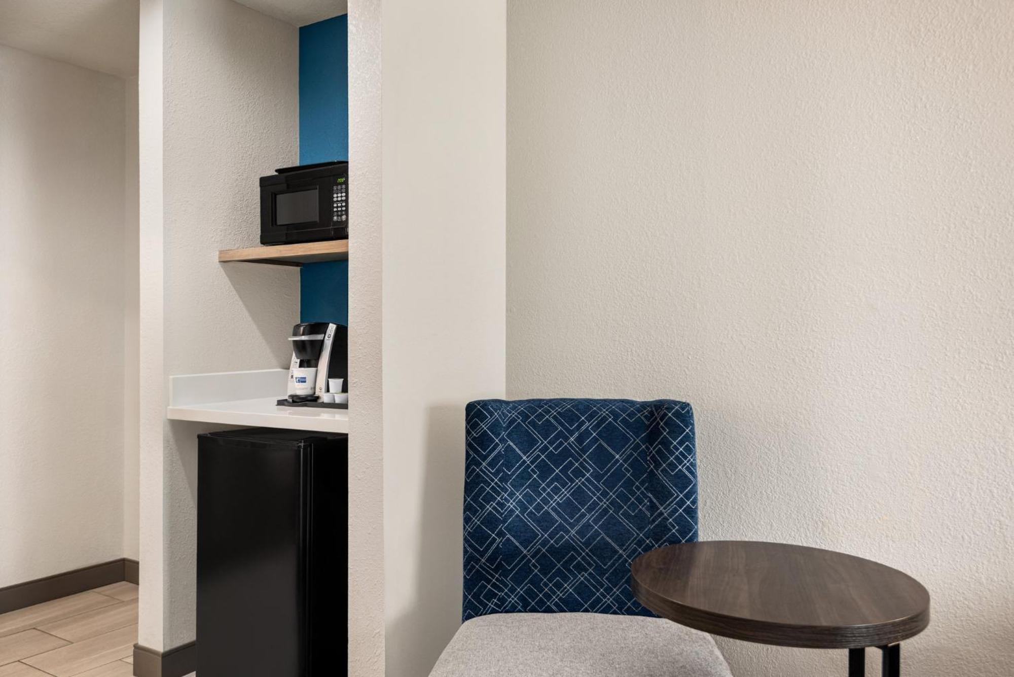 Holiday Inn Express Morgantown By Ihg Dış mekan fotoğraf