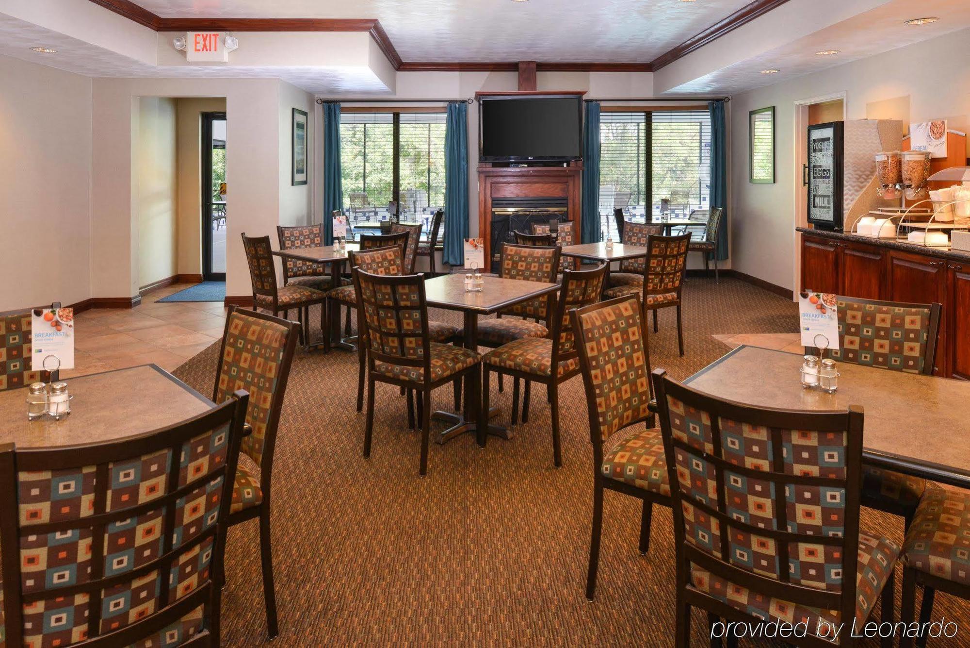 Holiday Inn Express Morgantown By Ihg Dış mekan fotoğraf